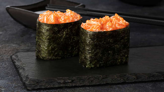 Суші гункан з лососем меню Sushi Master